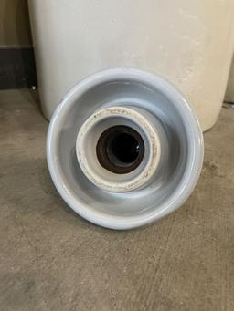 Two-Tone Porcelain Spool glass Insulator