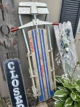 Wards Hawthorne Deluxe Wooden Sled