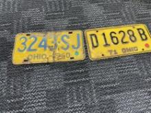 Lot of 2 vintage license plates wall art