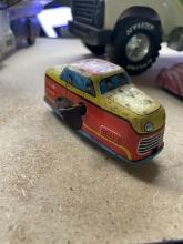 Japanese Tin Litho Wind-Up Car