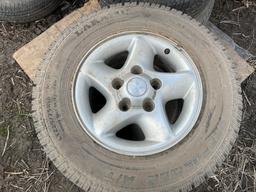 (3) Laramie LT