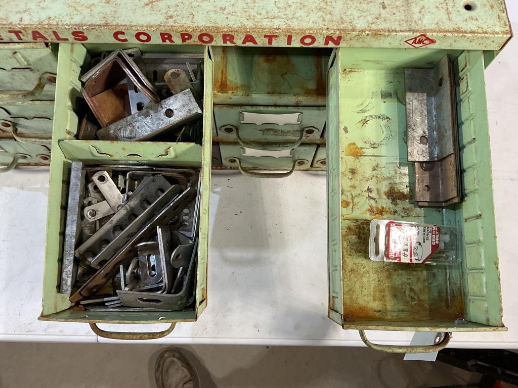 Metal drawer cabinet