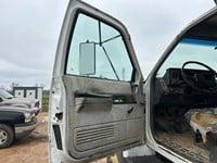 2000 GMC C Series Dump Truck 3126 Cat Engine, 16yd Body, Tandem Axle VIN 1GDT7H4C3YJ515166 Miles 227