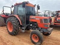 2005 Kubota M6800