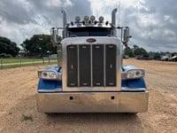 2012 Peterbilt 389
