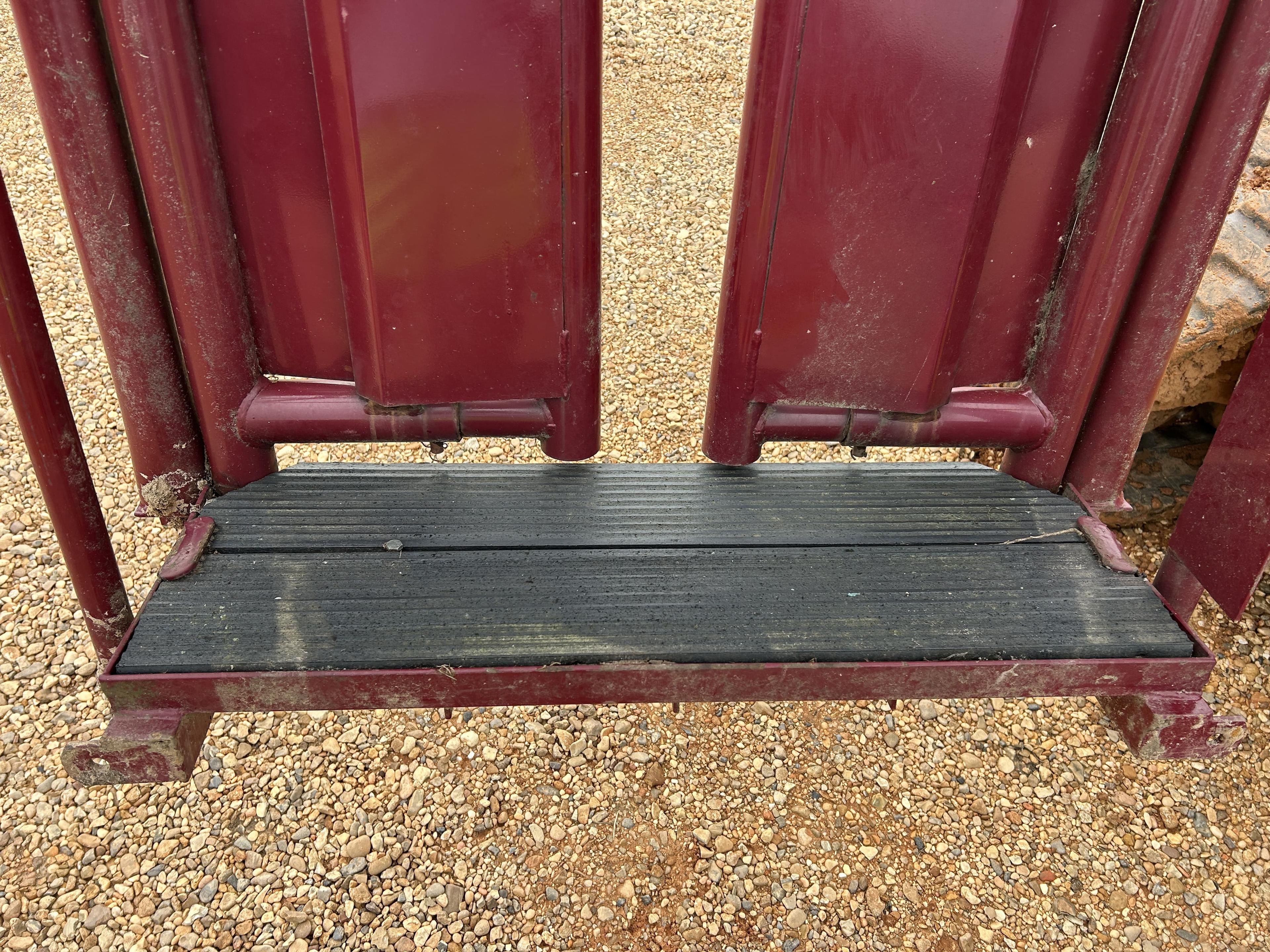Unused Cattle Head Gate