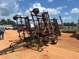John Deere Do-All 21'