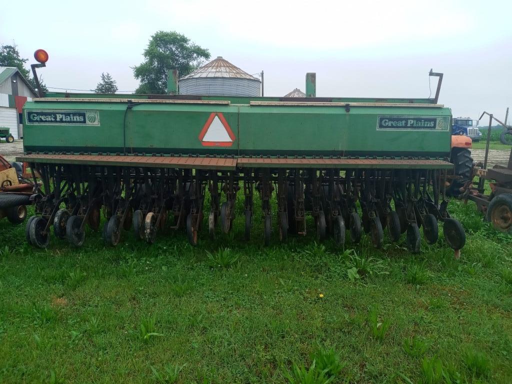 15ft Great Plains No Till Drill w/Grass Seed Box