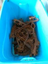 Tote metal tools