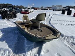 KL Industries 11'3" Poly Boat (No Title)