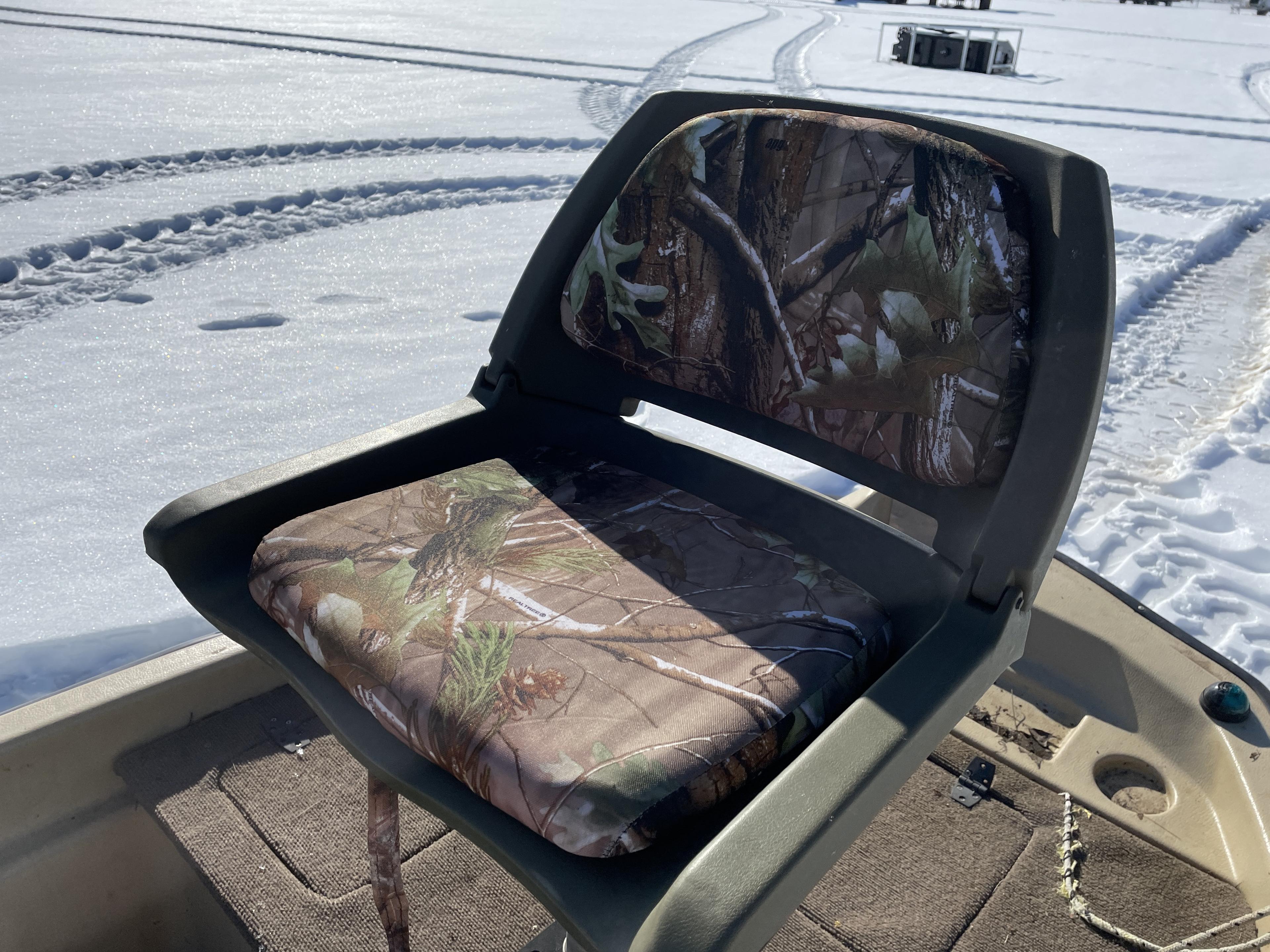 KL Industries 11'3" Poly Boat (No Title)
