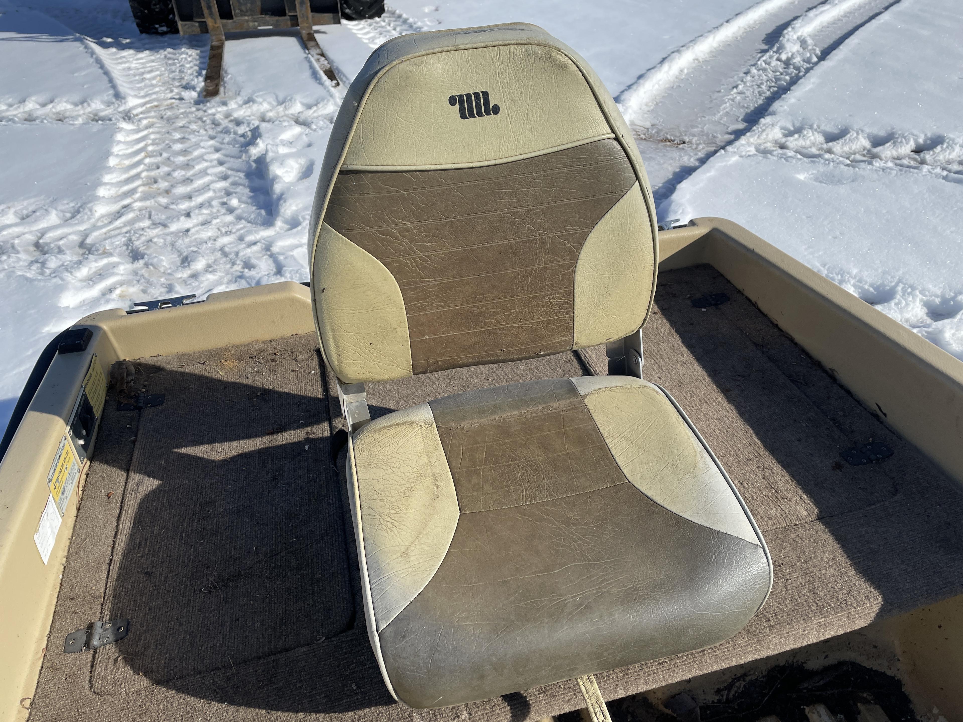 KL Industries 11'3" Poly Boat (No Title)