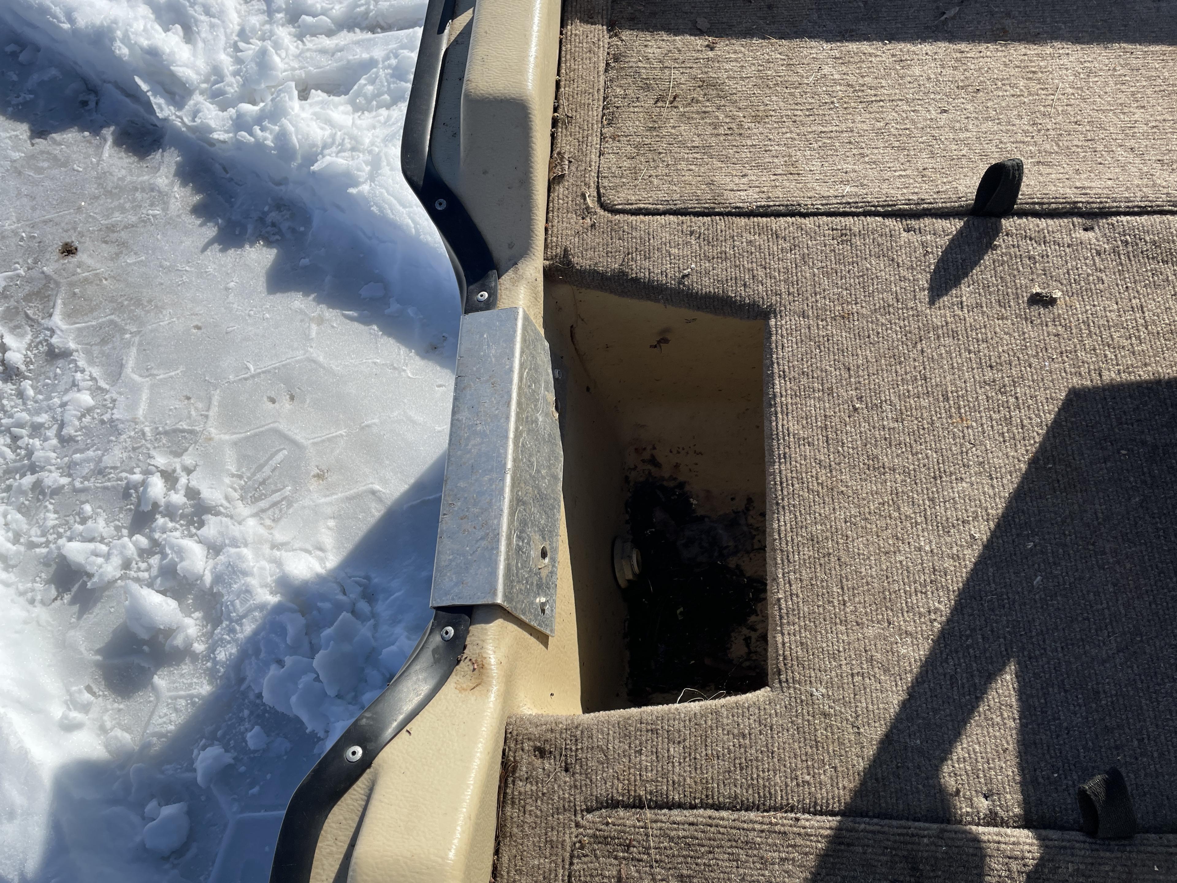KL Industries 11'3" Poly Boat (No Title)