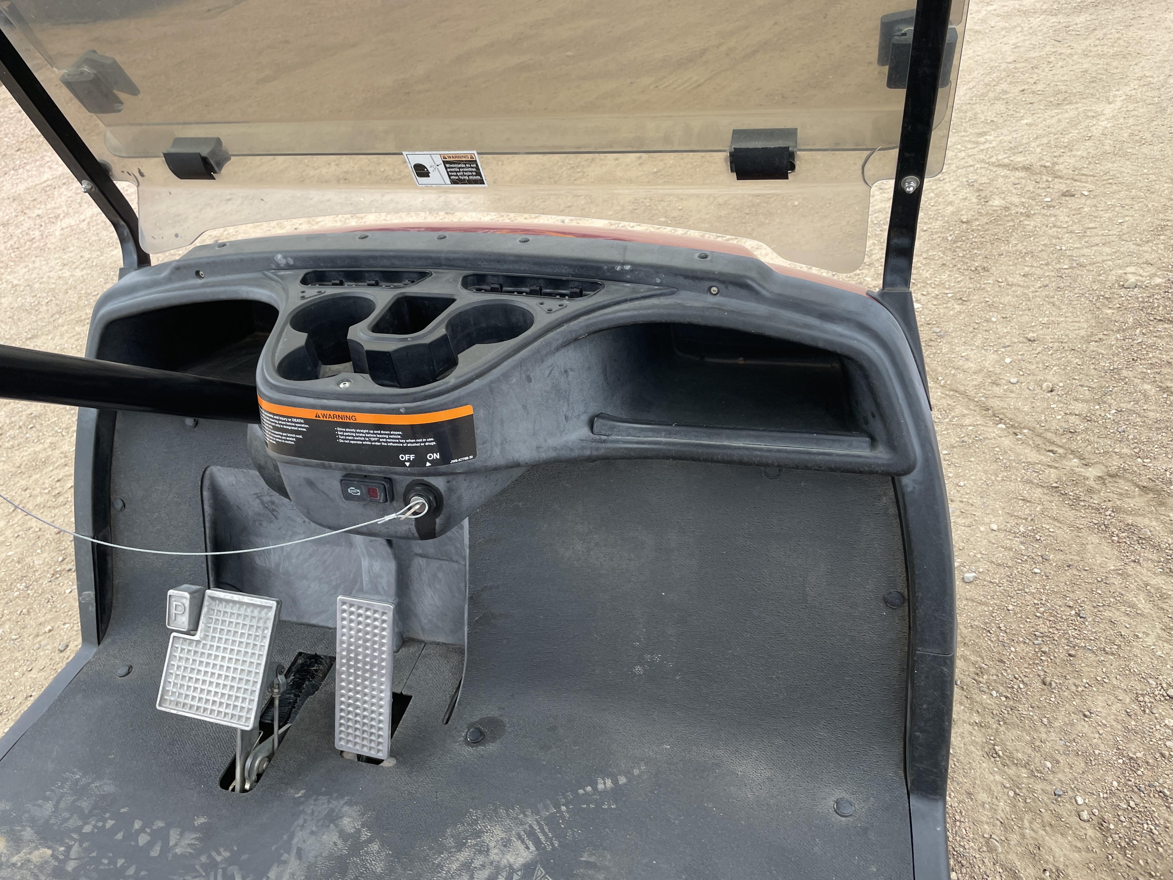 2016 Yamaha YDRAX6 Gas Powered Golf Cart