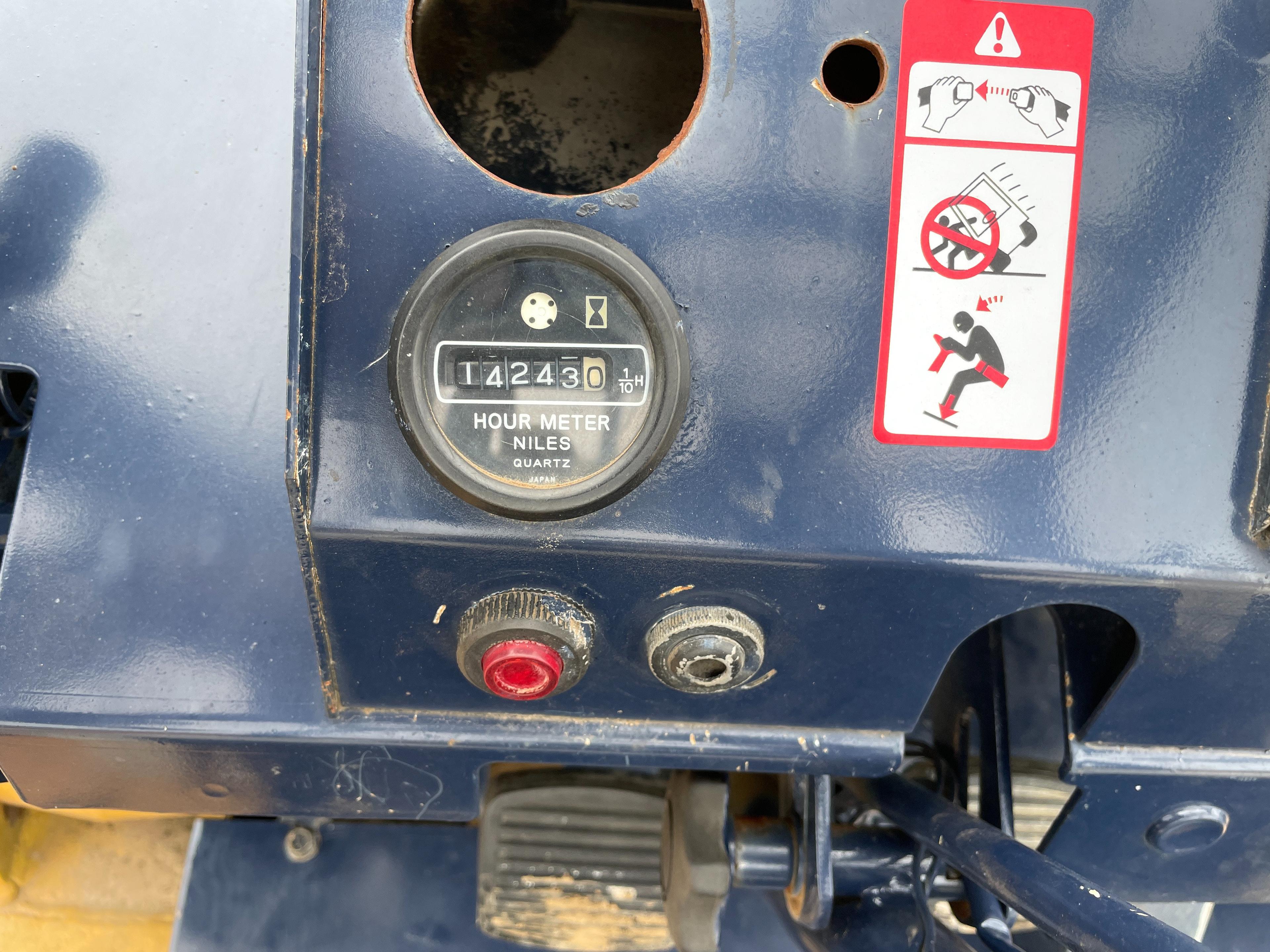 Komatsu 80 16,000Lbs Type-D Forklift