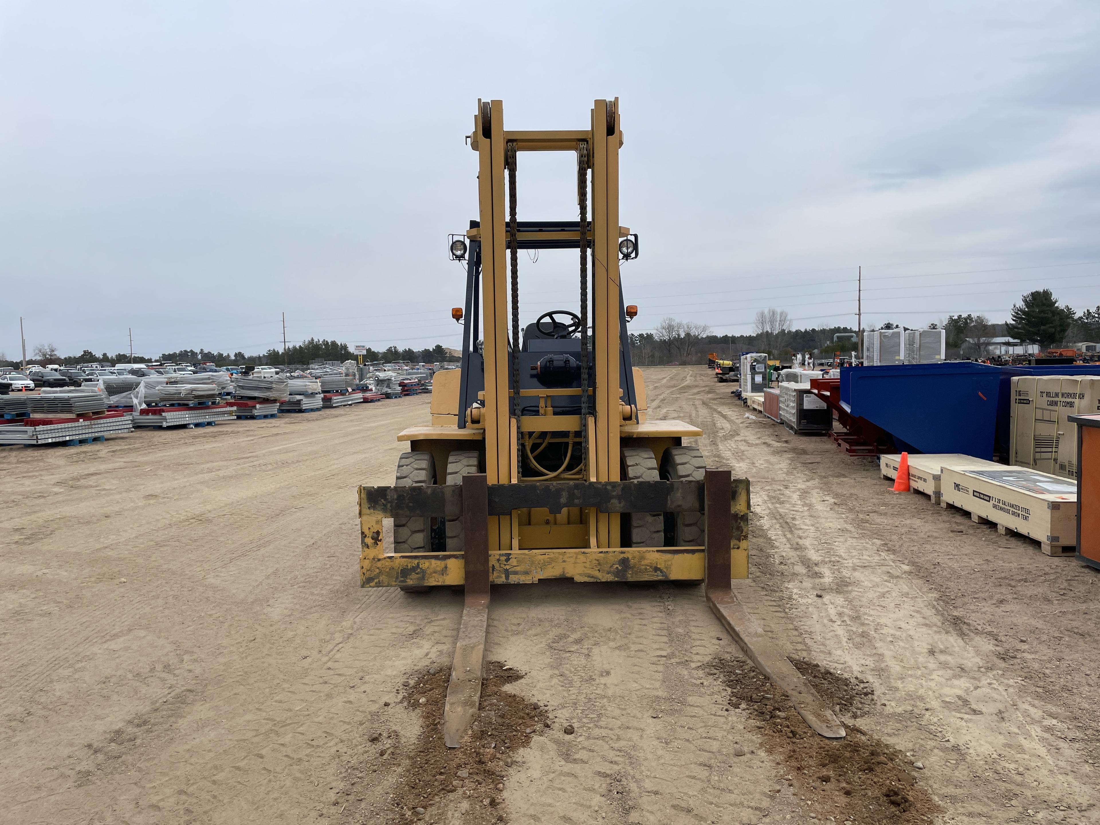 Komatsu 80 16,000Lbs Type-D Forklift