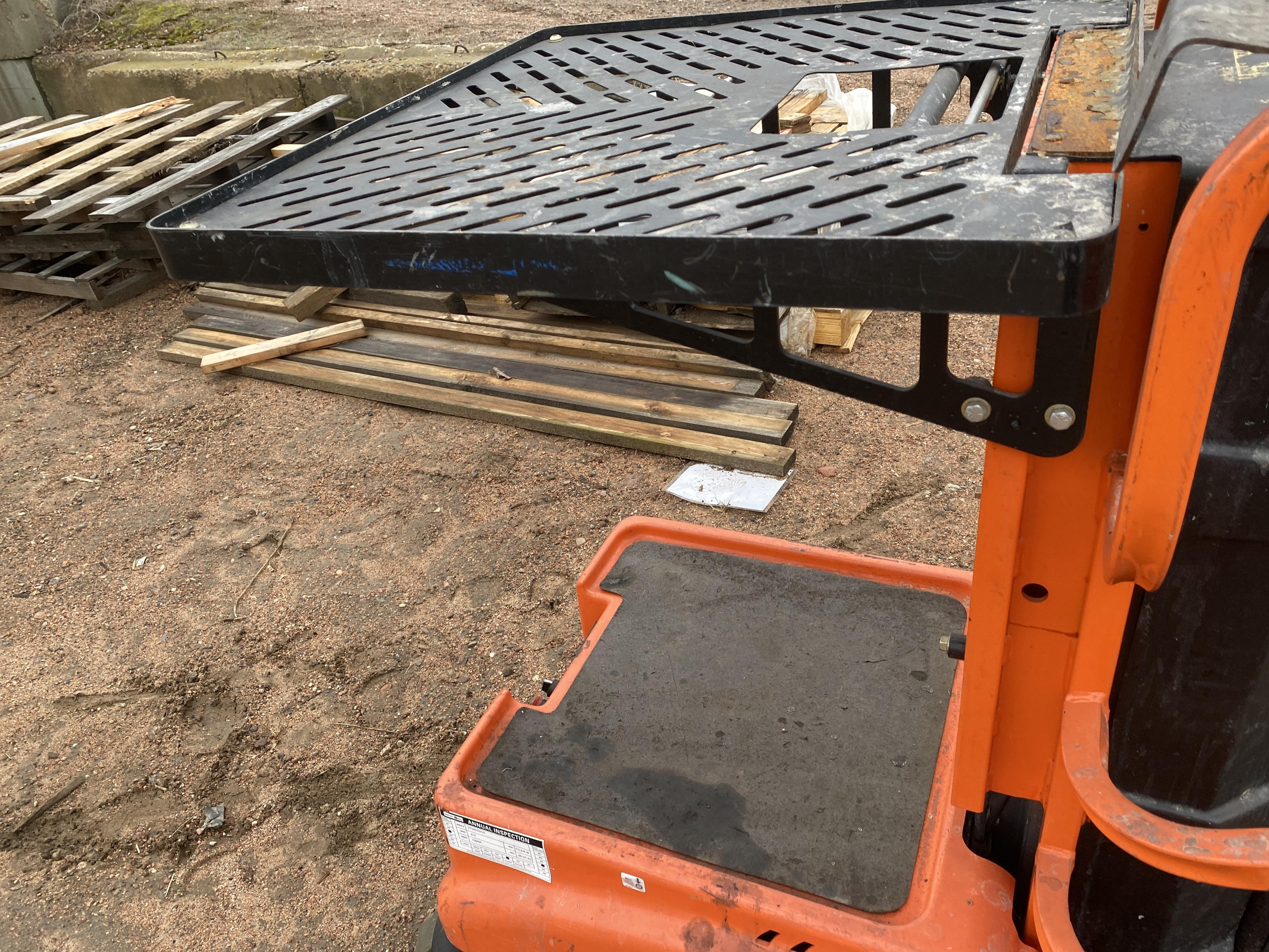 2018 JLG 10 MSP Electric Lift