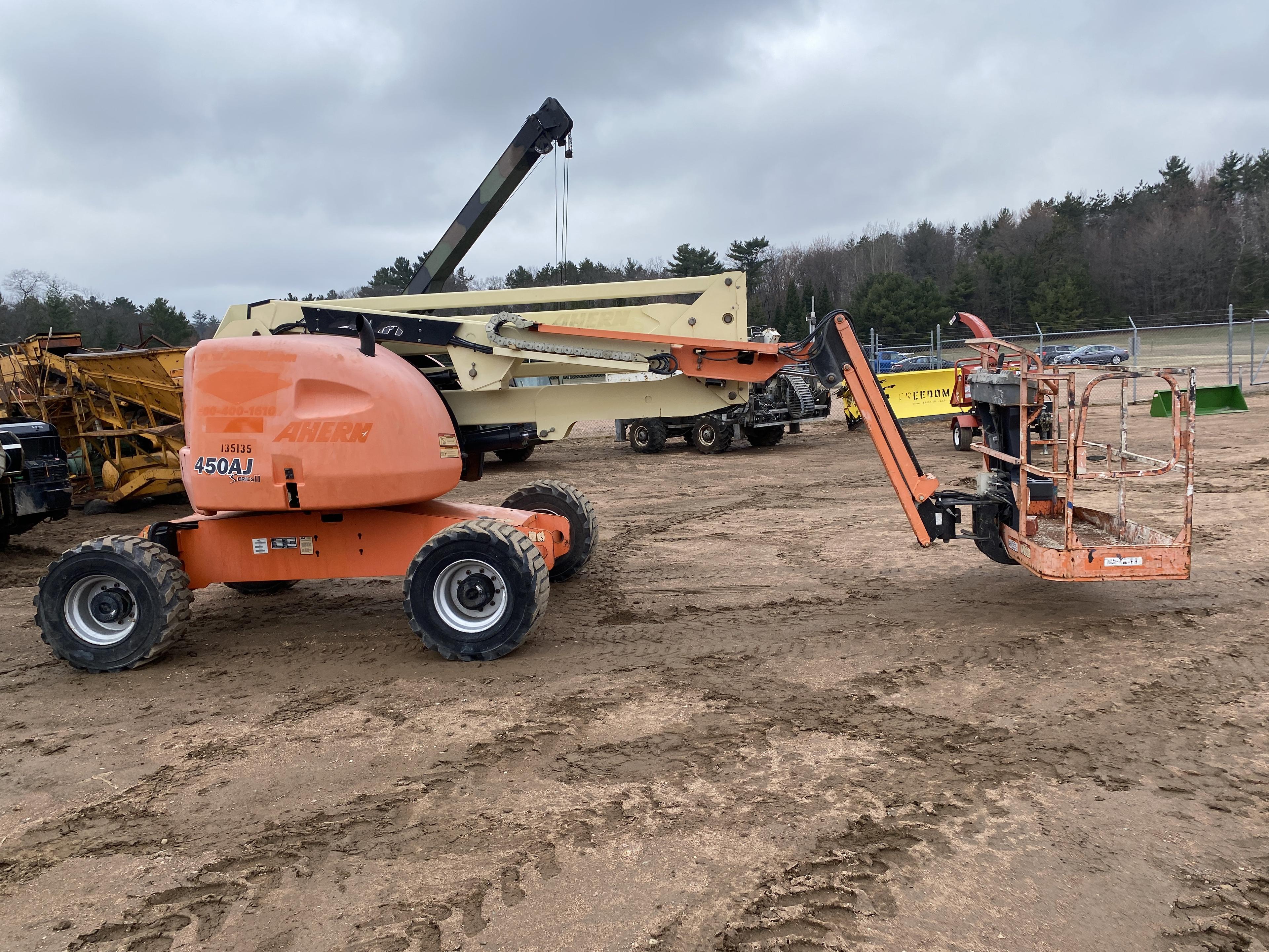 2014 JLG 450AJ 4x4 Manlift