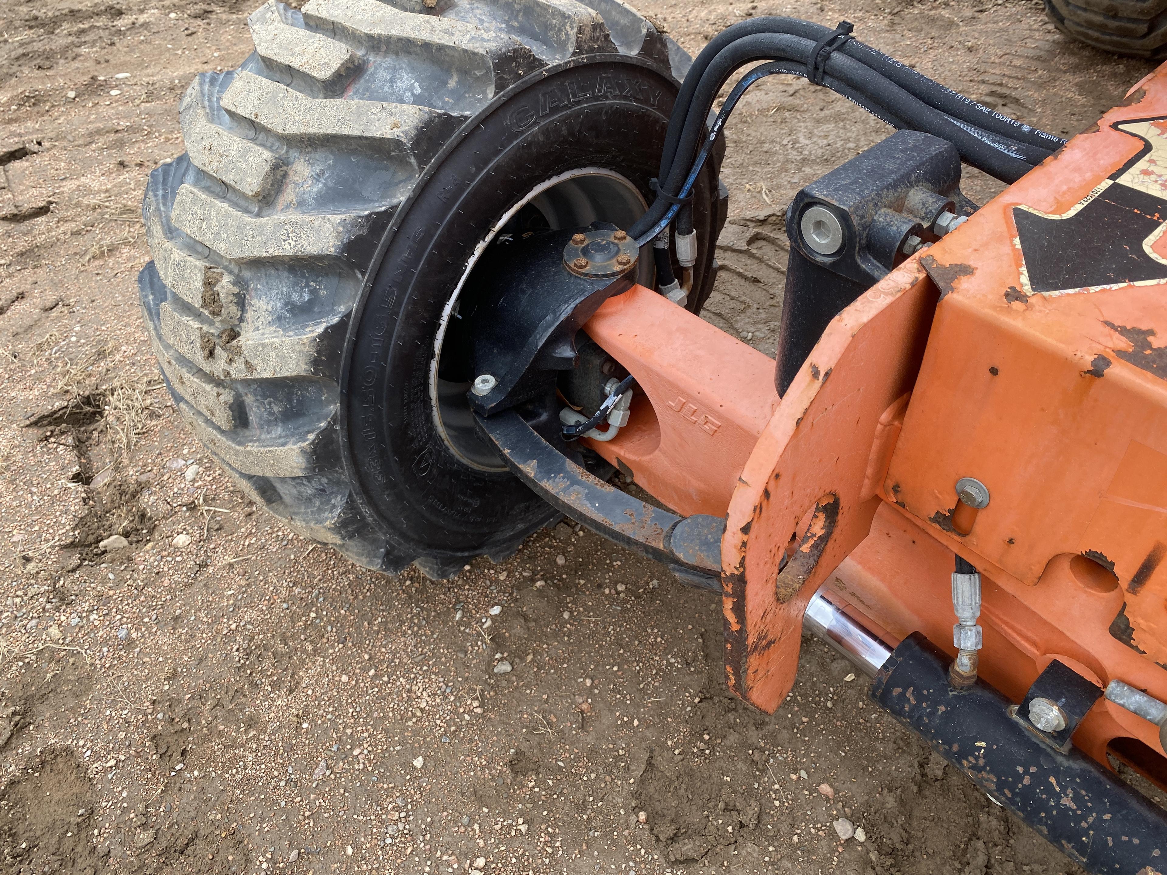 2014 JLG 450AJ 4x4 Manlift