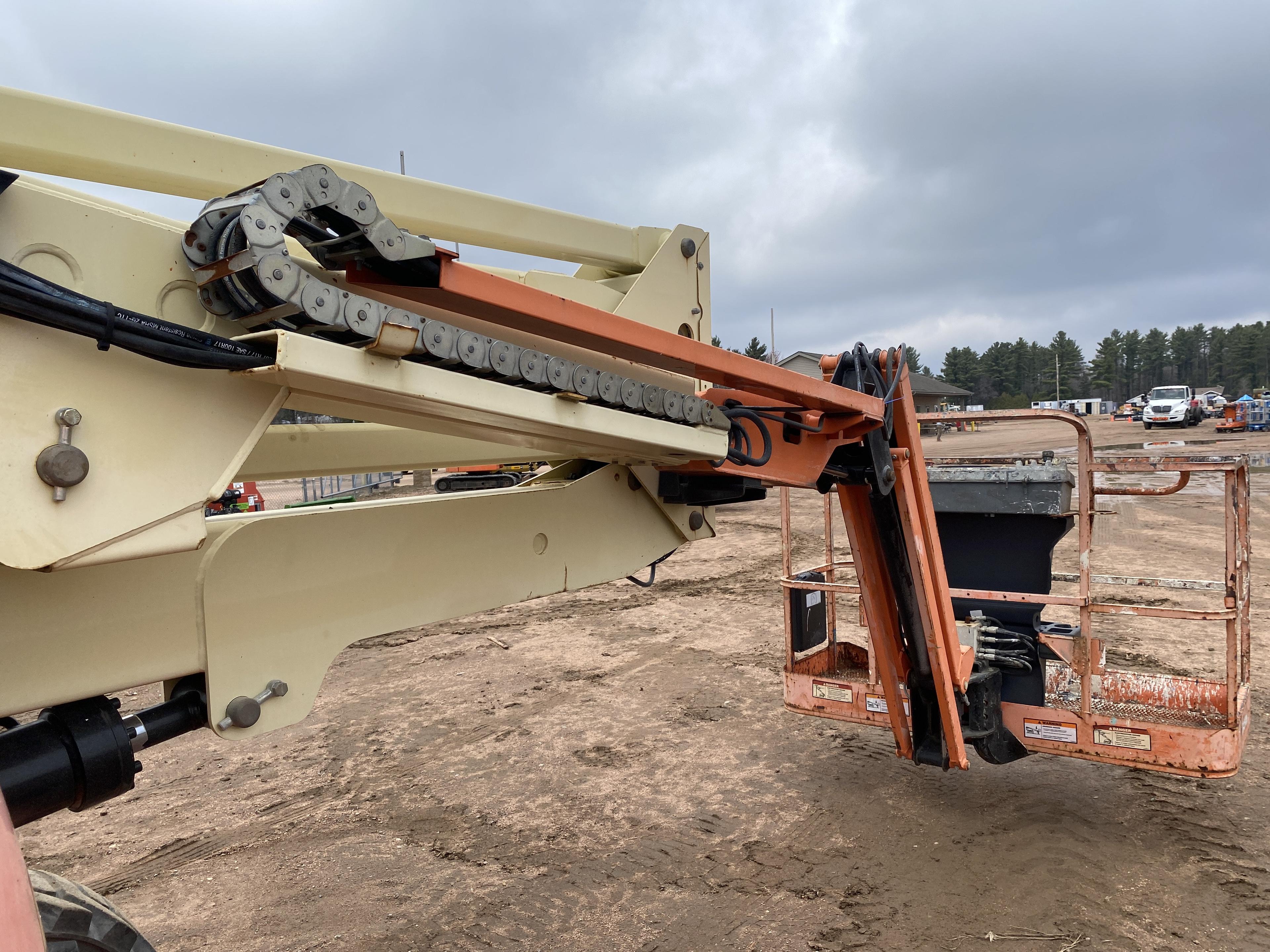 2014 JLG 450AJ 4x4 Manlift