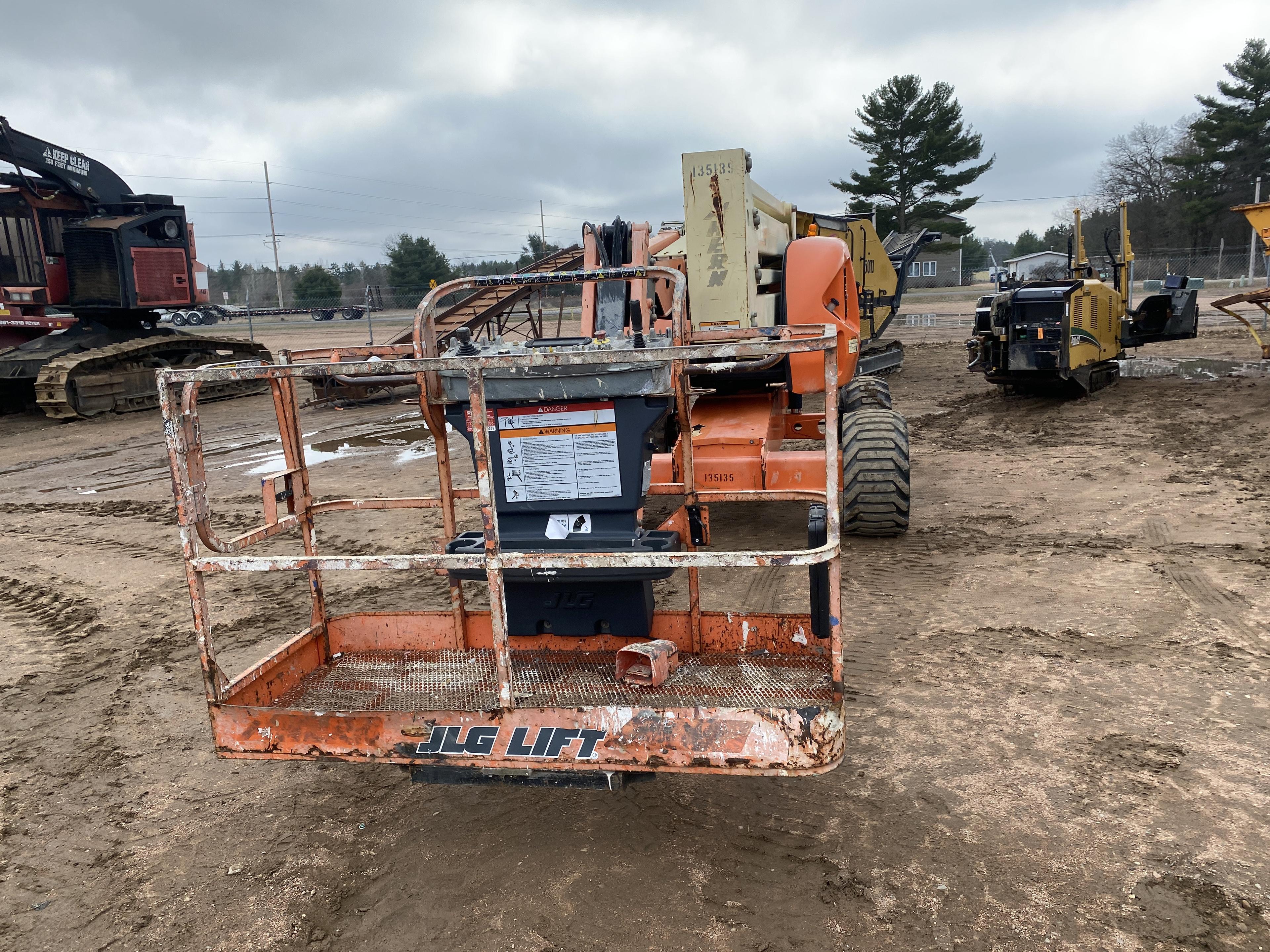 2014 JLG 450AJ 4x4 Manlift