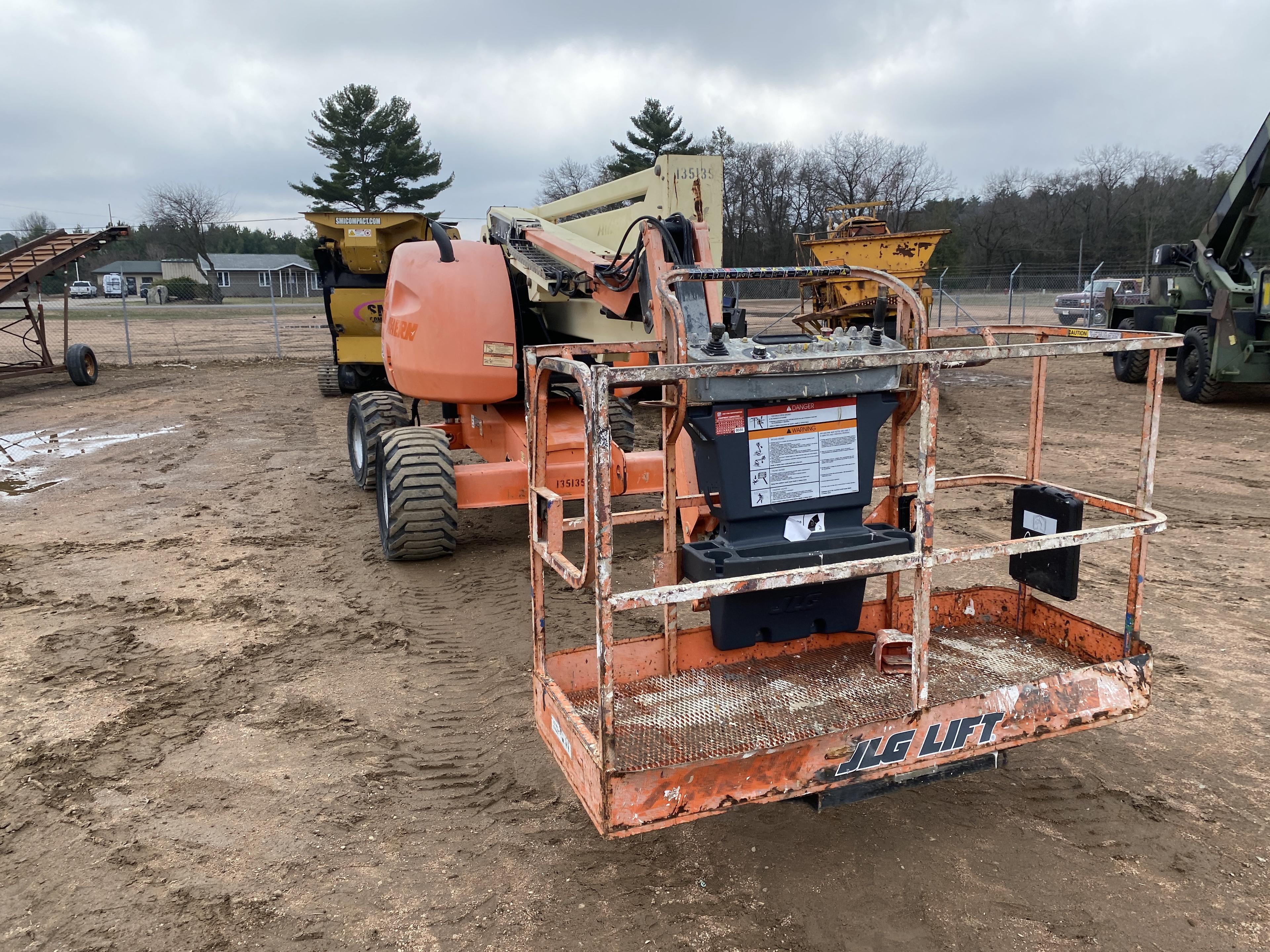 2014 JLG 450AJ 4x4 Manlift