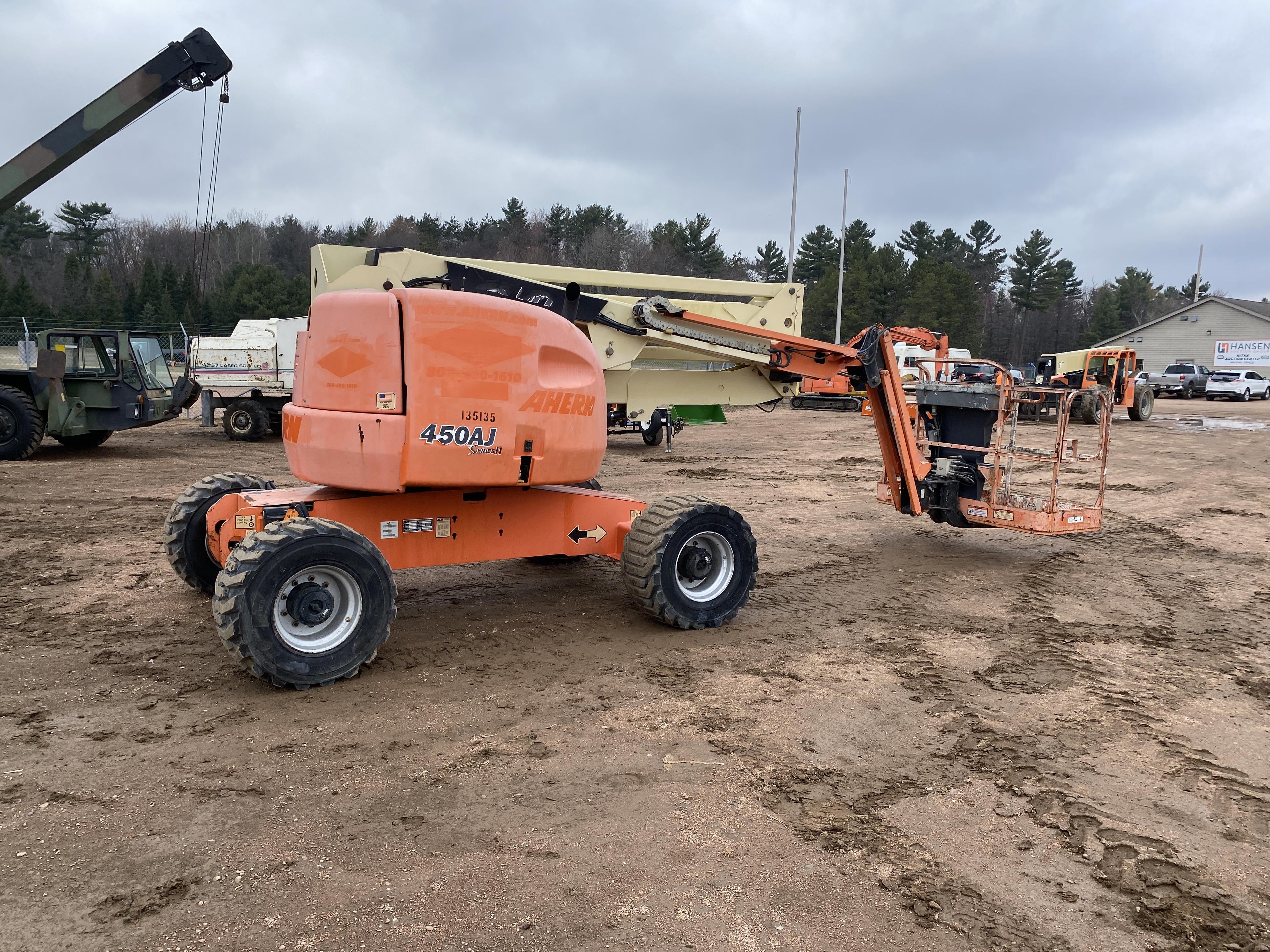 2014 JLG 450AJ 4x4 Manlift