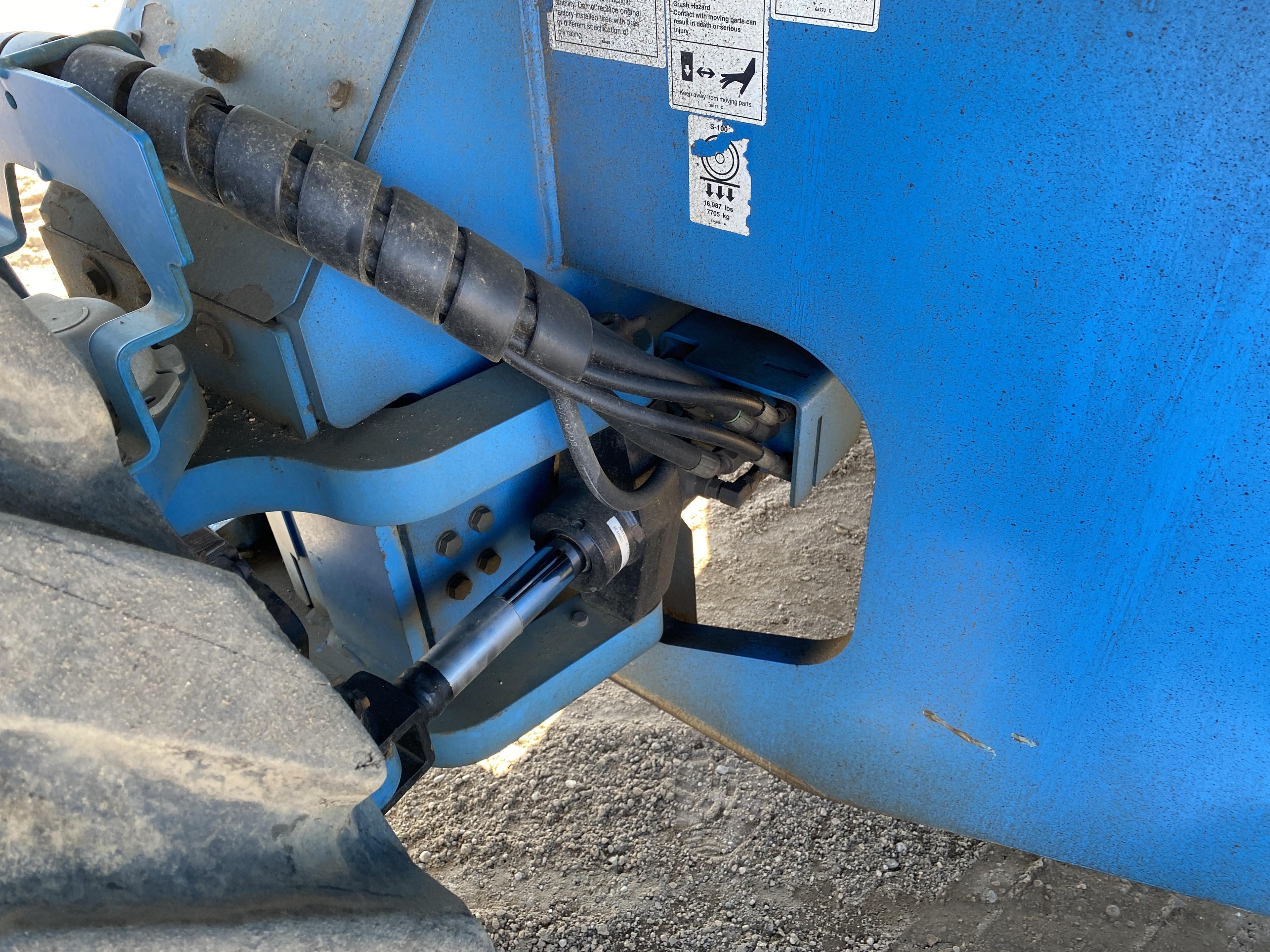 2008 Genie S-100 4x4 100' Man Lift