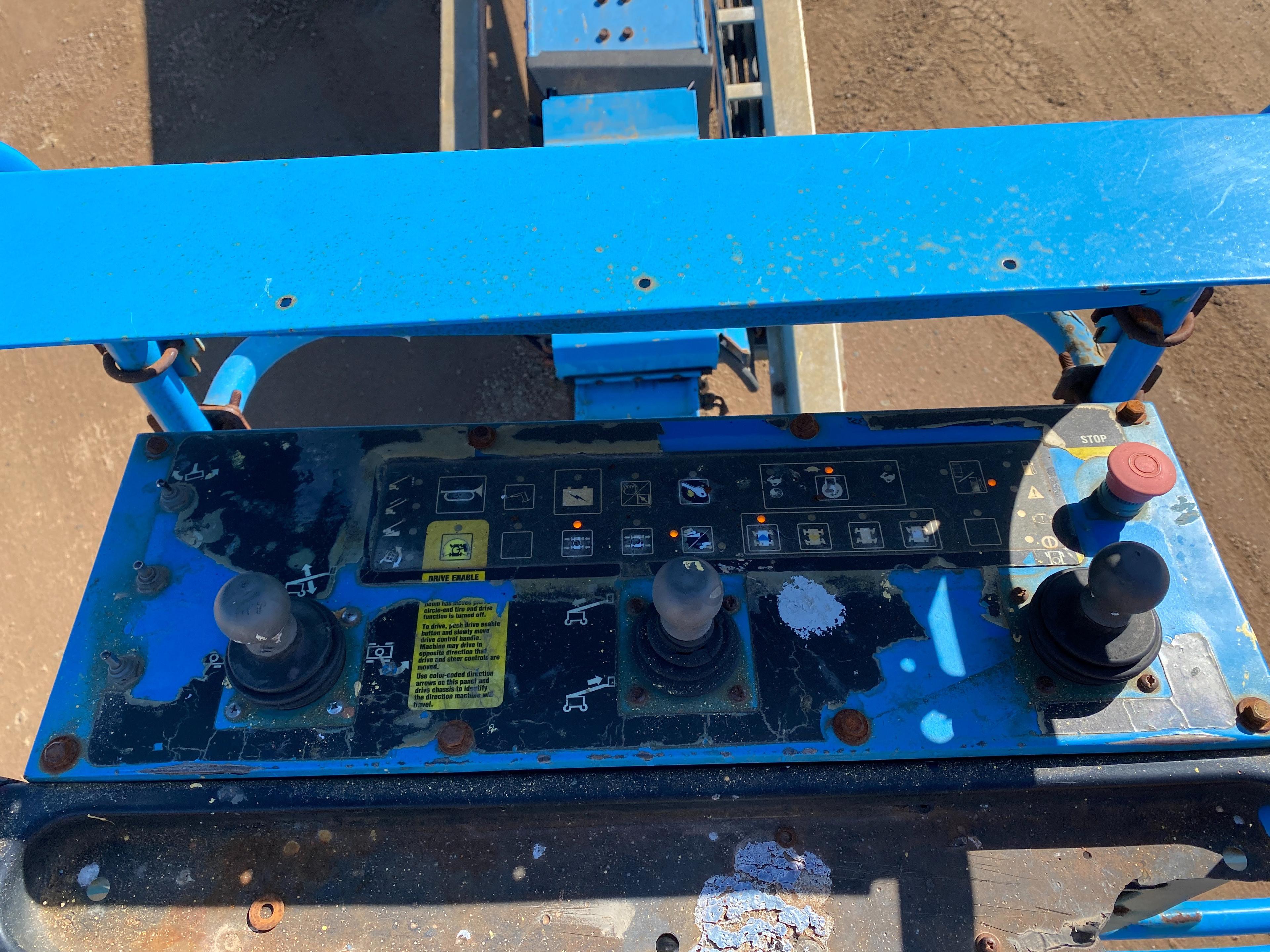 2008 Genie S-100 4x4 100' Man Lift