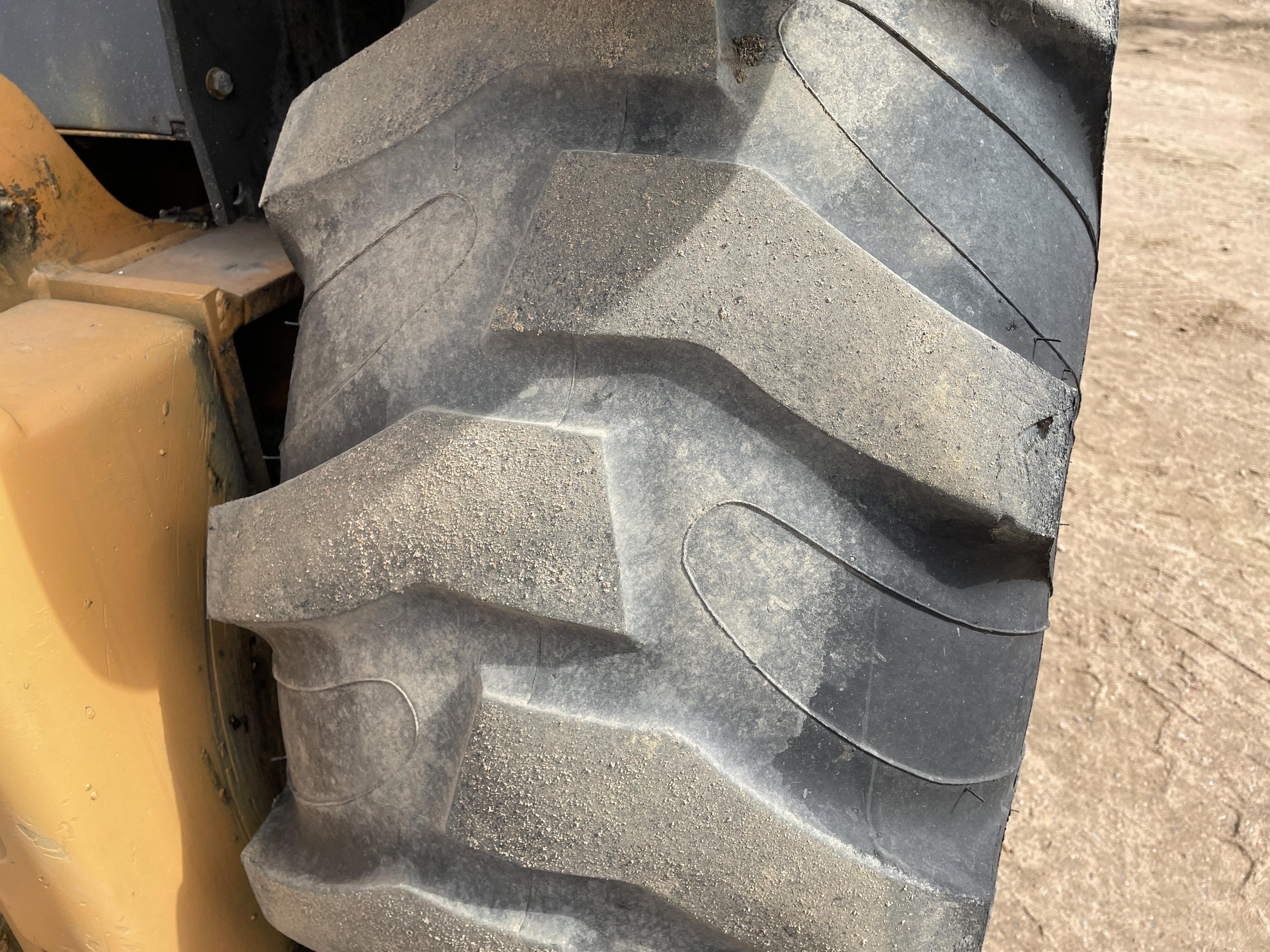 Case 570MXT Loader Backhoe