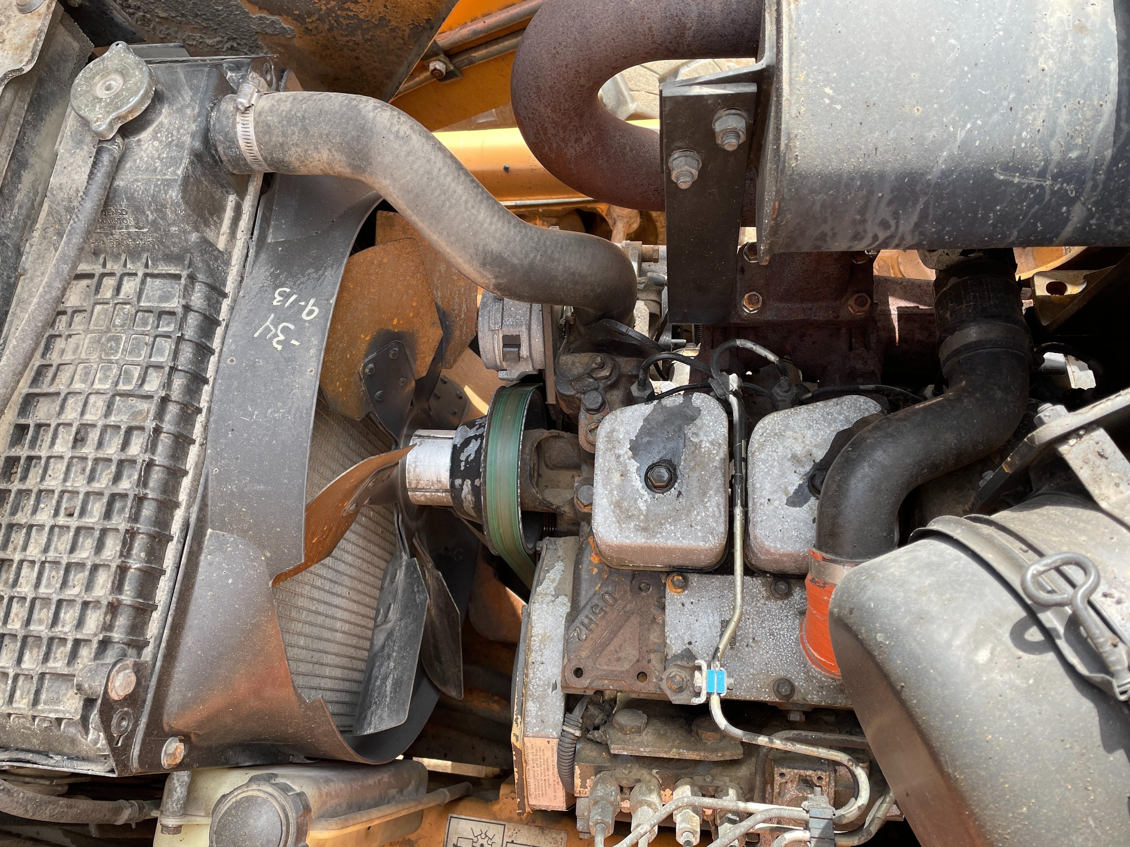 Case 570MXT Loader Backhoe