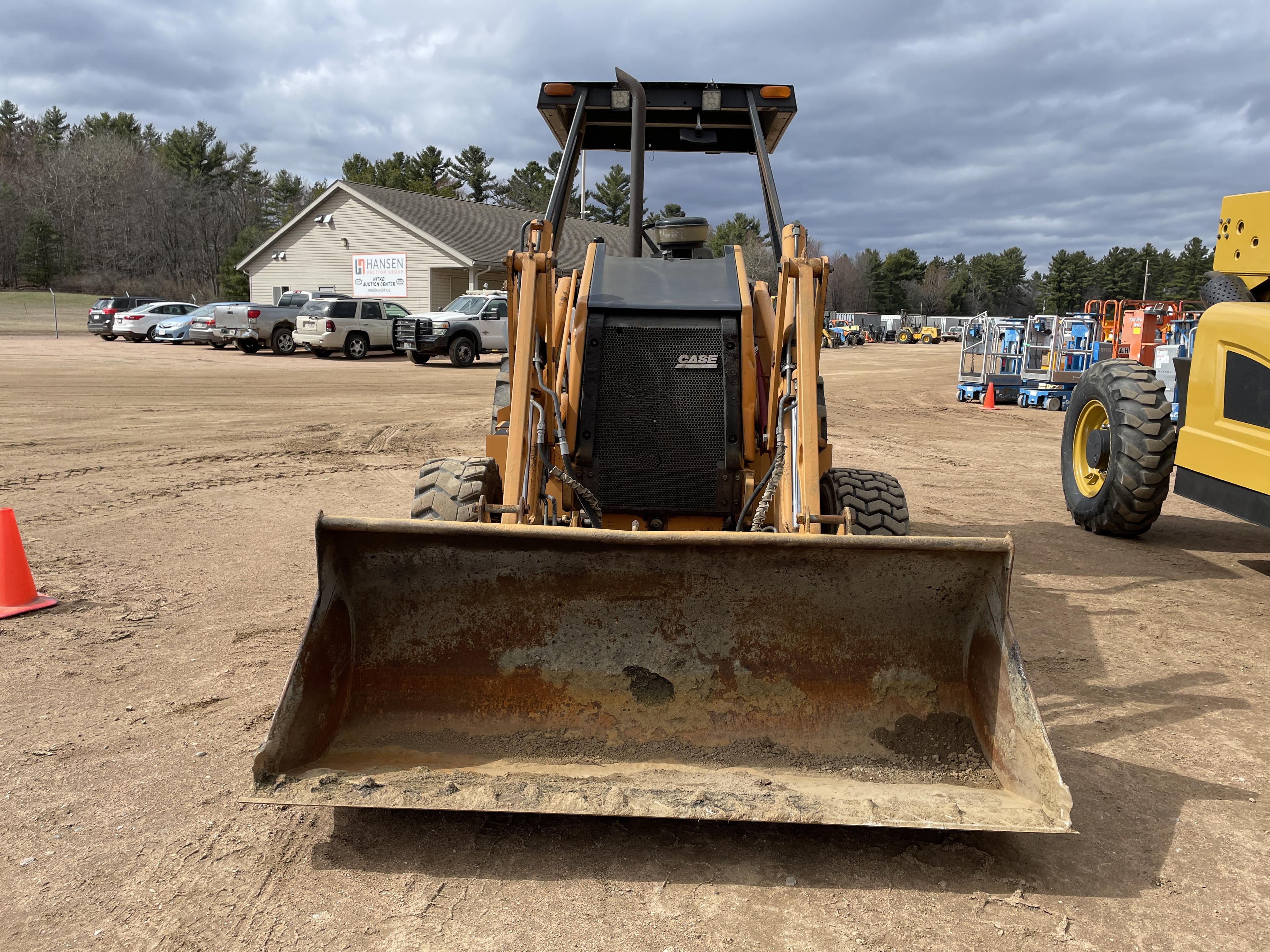 Case 570MXT Loader Backhoe