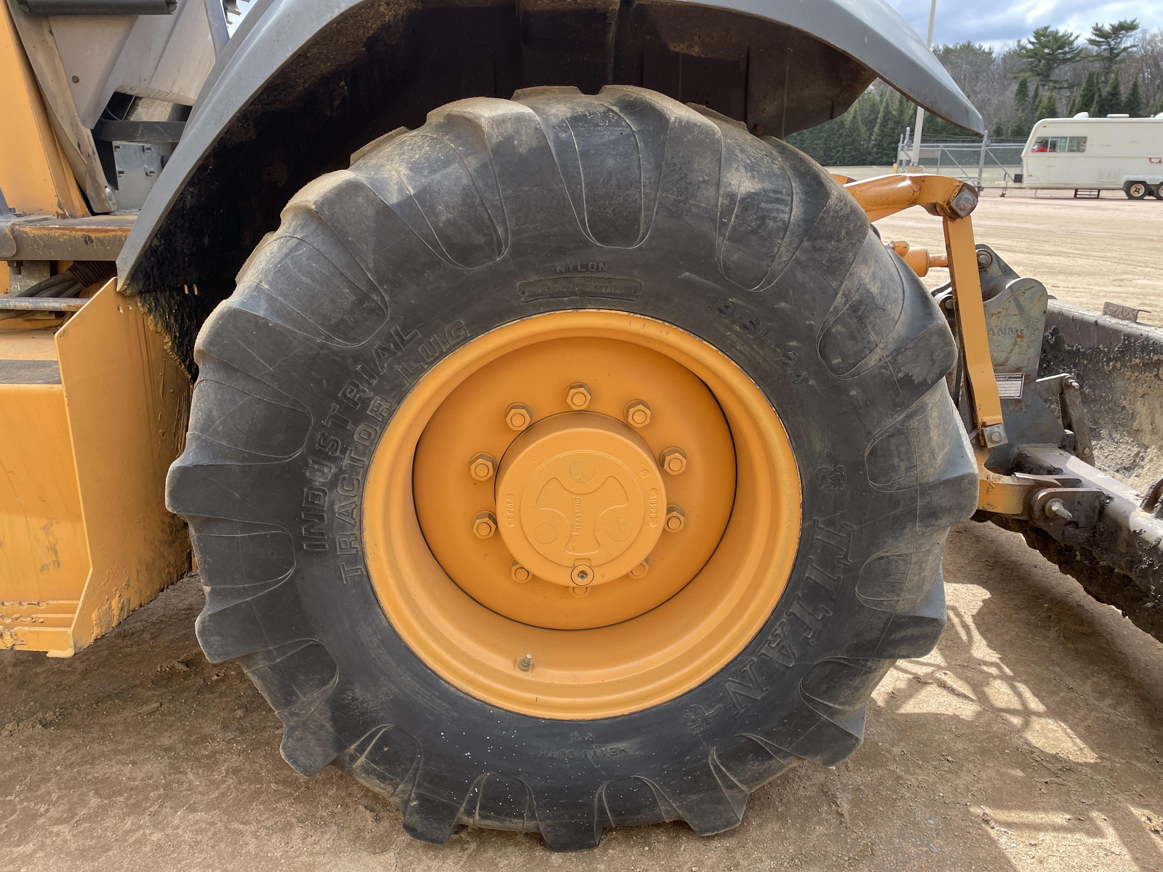 Case 570MXT Loader Backhoe