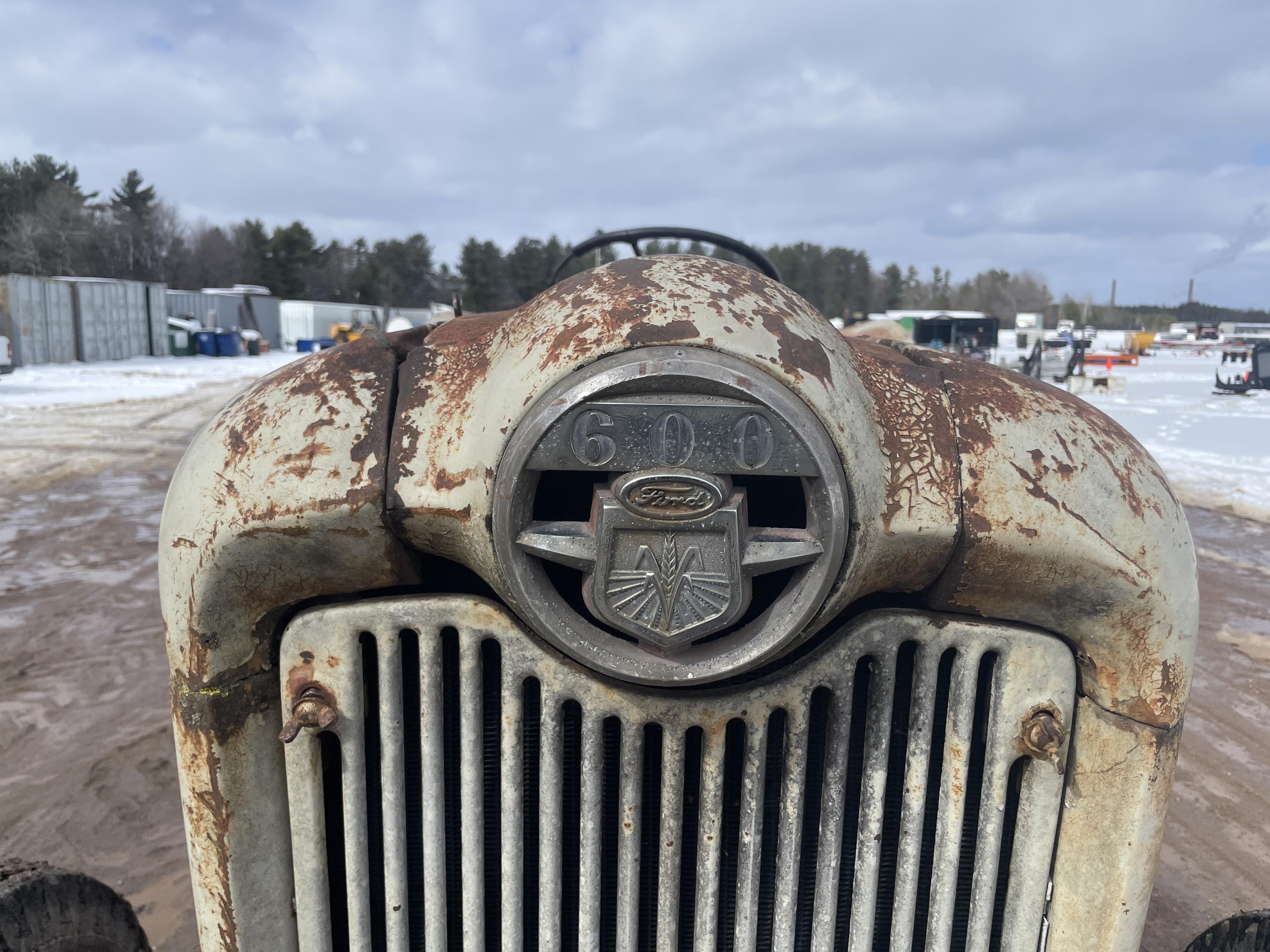 Ford 640 Wide Front Tractor