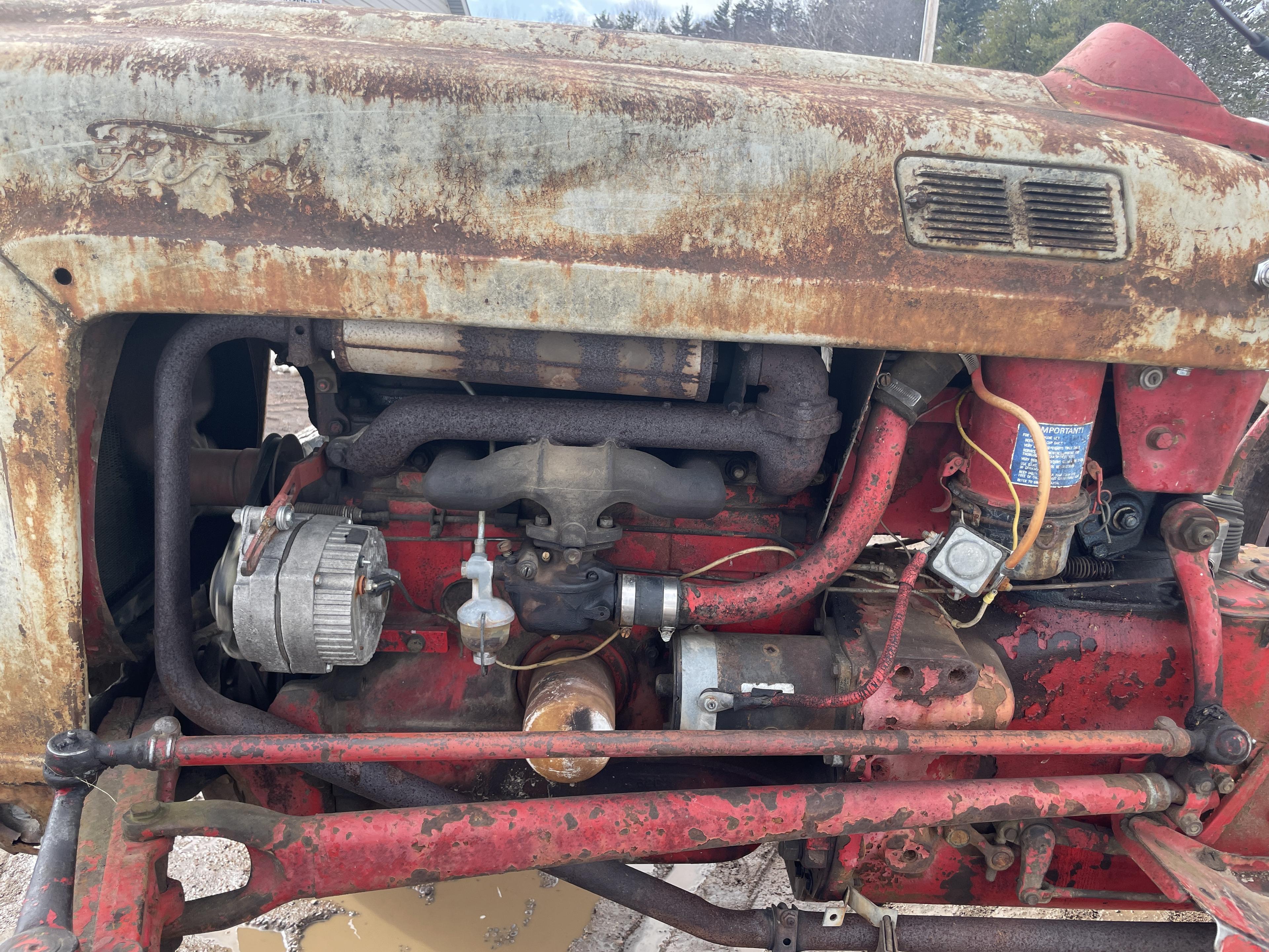 Ford 640 Wide Front Tractor