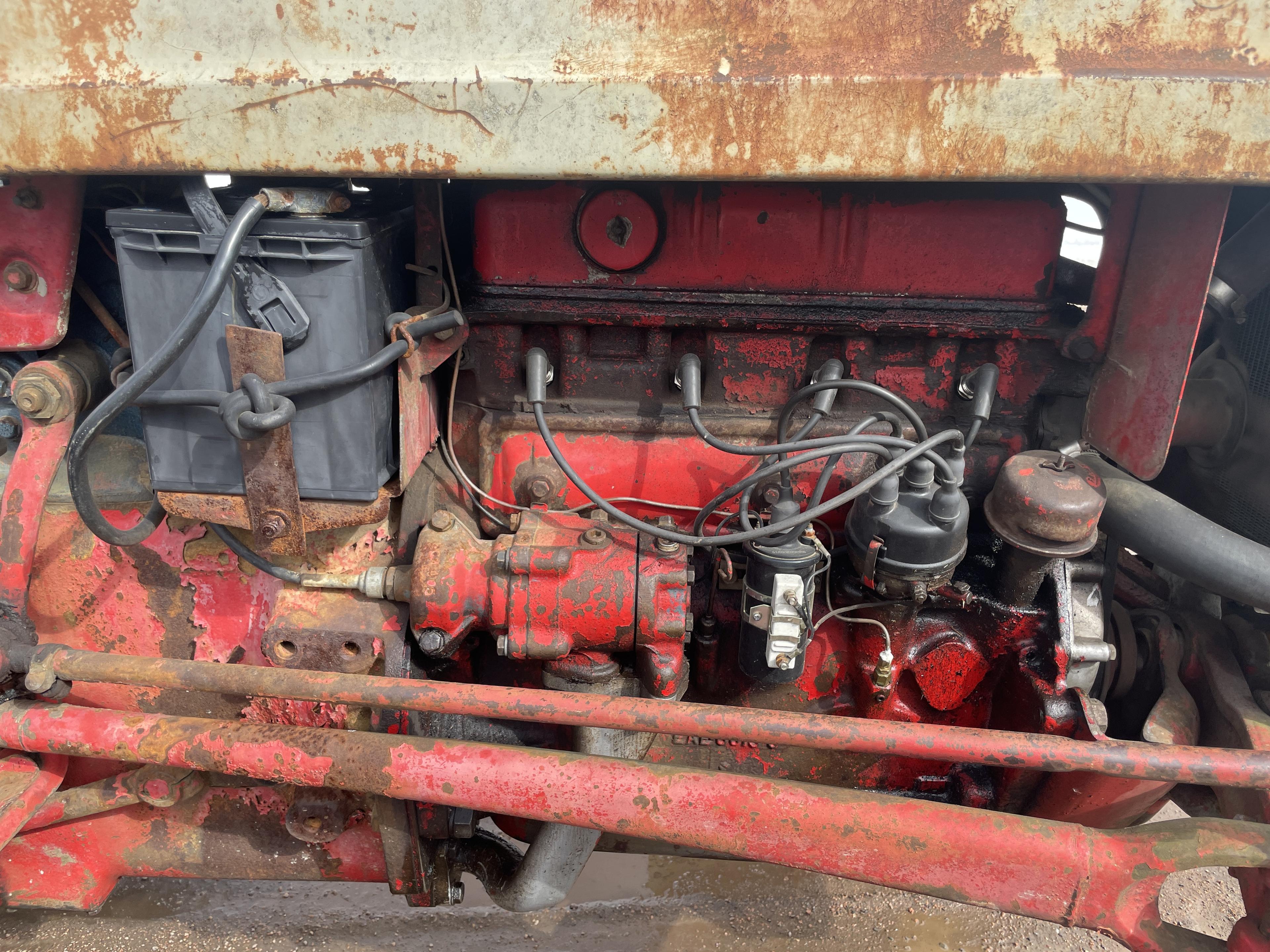 Ford 640 Wide Front Tractor