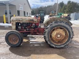 Ford 640 Wide Front Tractor