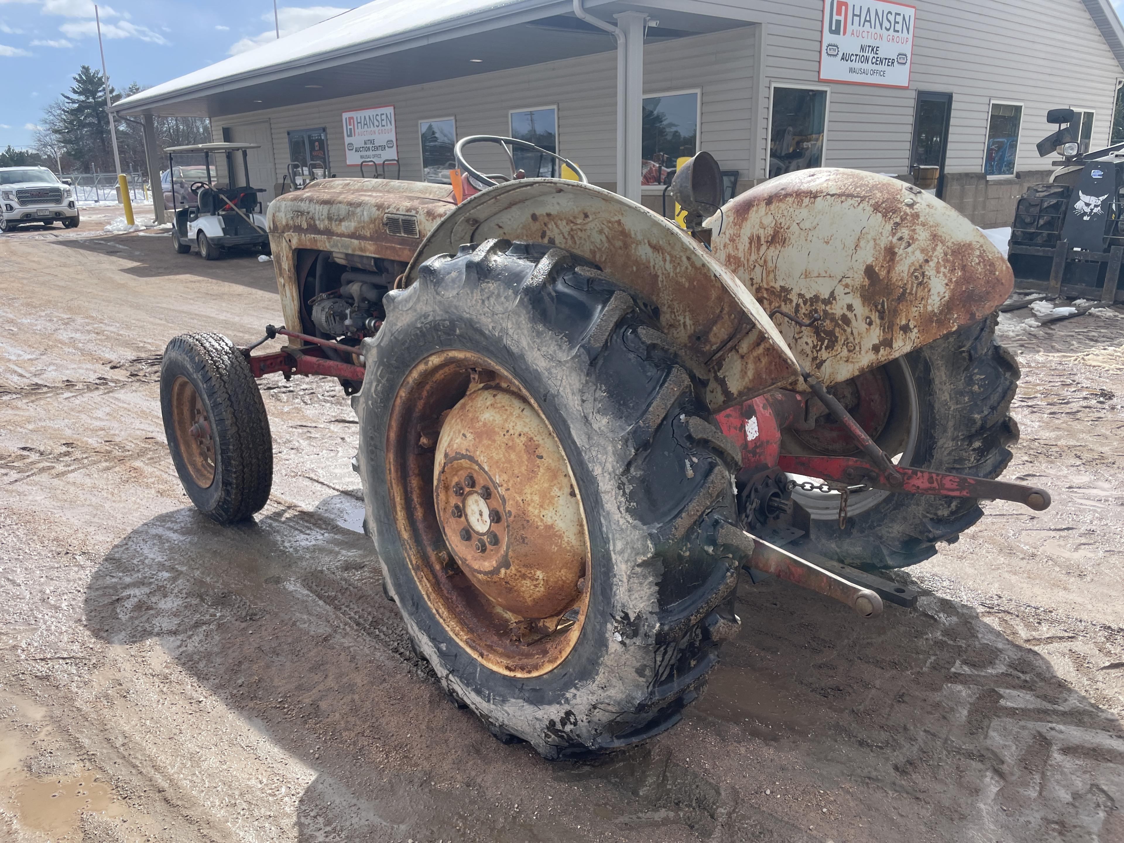 Ford 640 Wide Front Tractor