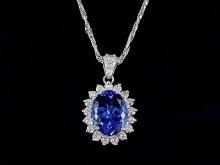 14kt White Gold 0.88ctw Diamond Pendant