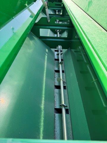 Great Plains NTS 2611 No-Till, Pull-Type Seeder