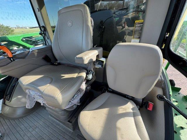 2021 John Deere R4044 Self-Propelled Sprayer