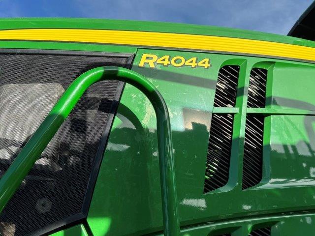 2021 John Deere R4044 Self-Propelled Sprayer