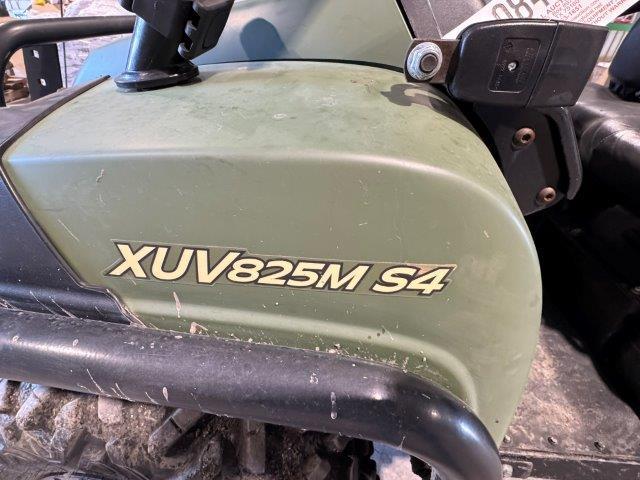 John Deere XUV 825M-S4 Gator