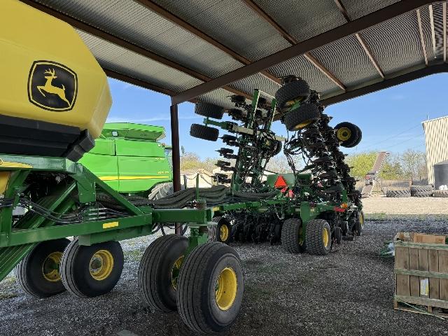 2019 John Deere 1890 Pro Series, No-Till Air Drill