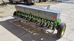 John Deere Model 167B Graindrill