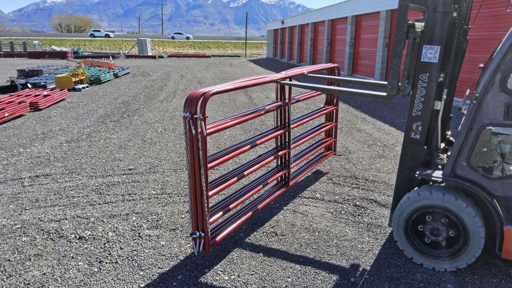 4-10ft Red Gates
