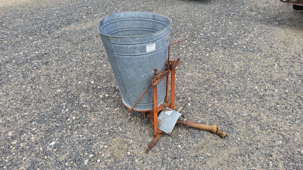 3pt, Spreader