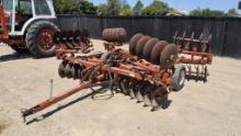 Massey Ferguson 620 Disc