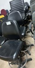 Row Of Rolling Office Chairs