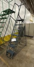 8 Ft Rollling Stairs